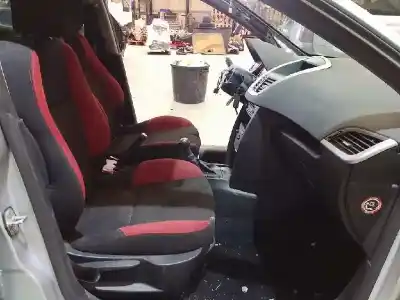 Здавання транспортного засобу peugeot 207/207+ (wa_, wc_) 1.6 hdi року 2006 потужний 9hx