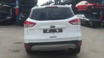 Veículo de Sucata ford kuga 2.0 tdci do ano 2015 alimentado xrmaxrmb
