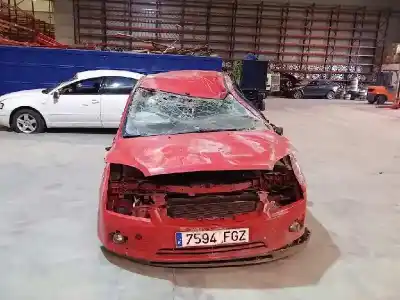 Veículo de Sucata ford focus ii sedán (db_, fch, dh) 1.6 do ano 2006 alimentado hwda