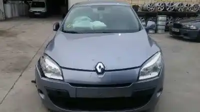 Veículo de Sucata RENAULT                                            MEGANE II BERLINA 5P                                                                                                                                                                                                                                       1.5 dCi Diesel do ano 2010 alimentado K9K832