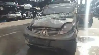 Veículo de Sucata RENAULT TRAFIC COMBI (AB 4.01) 2.0 dCi Diesel FAP CAT do ano 2013 alimentado M9R692