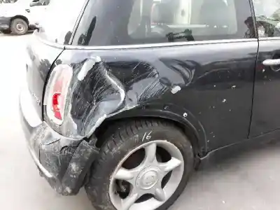 Veicolo di demolizione mini mini (r50,r53) cooper dell'anno 2005 alimentato w10b16a
