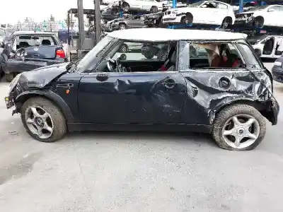 Veicolo di demolizione mini mini (r50,r53) cooper dell'anno 2005 alimentato w10b16a