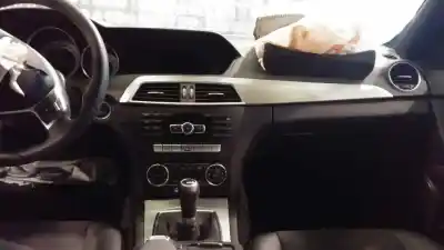 Véhicule à la ferraille mercedes-benz clase c (w205) lim. 2.1 cdi cat 170 cv / 125 kw de l'année 2012 alimenté 651911