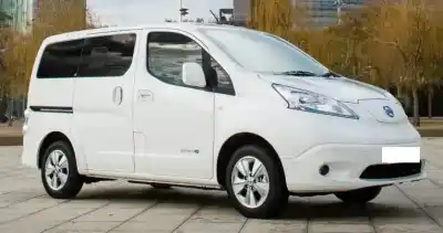 Scrapping Vehicle NISSAN NV 200 el of the year 2017 powered EM57