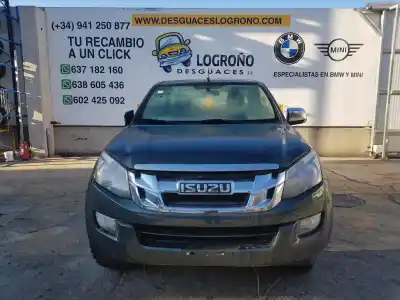 Здавання транспортного засобу isuzu dmax space cab custom 4wd року 2012 потужний 4jk1e5sl