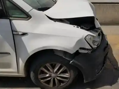 Veículo de Sucata volkswagen caddy furgón/kombi 2.0 tdi do ano 2019 alimentado dfsd