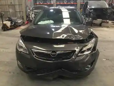 Scrapping Vehicle opel astra j lim. 4türig 1.4 16v turbo of the year 2011 powered a14net