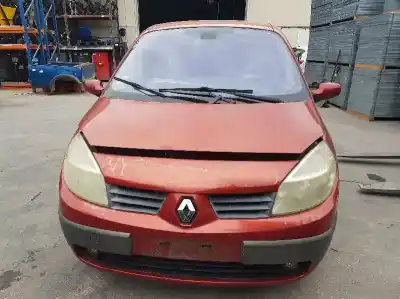 Veicolo di demolizione RENAULT                                            GRAND SCENIC                                                                                                                                                                                                                                               1.9 DCI                                                                                                                                                                                                                                                    dell'anno 2001 alimentato F9Q812