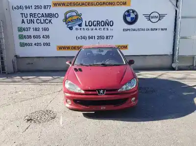 Sloopvoertuig peugeot                                            206 berlina                                                                                                                                                                                                                                                play station 2                                                                                                                                                                                                                                             van het jaar 1999 aangedreven 