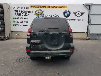 Verschrottungsfahrzeug toyota land cruiser (j12) 3.0 turbodiesel des jahres 2004 angetrieben 1kdftv