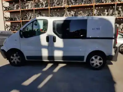 Здавання транспортного засобу renault                                            trafic combi                                                                                                                                                                                                                                               2.0 dci d                                                                                                                                                                                                                                                  року 2010 потужний m9r786