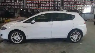 Veicolo di demolizione seat                                               leon                                                                                                                                                                                                                                                       1.9/tdi-pd-(bxe)-5p-105cv                                                                                                                                                                                                                                  dell'anno 2005 alimentato bxe