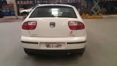 Véhicule à la ferraille seat                                               leon (1m1)                                                                                                                                                                                                                                                 1.9 tdi                                                                                                                                                                                                                                                    de l'année 2001 alimenté asv