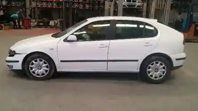 Véhicule à la ferraille seat                                               leon (1m1)                                                                                                                                                                                                                                                 1.9 tdi                                                                                                                                                                                                                                                    de l'année 2001 alimenté asv