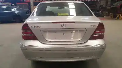 Veículo de Sucata mercedes                                           clase c (w203) berlina                                                                                                                                                                                                                                     2.2 cdi cat                                                                                                                                                                                                                                                do ano 2003 alimentado 646963