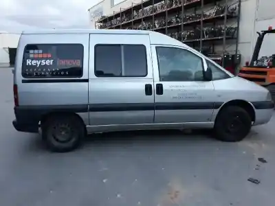 Veicolo di demolizione fiat                                               scudo                                                                                                                                                                                                                                                      2.0 16v jtd                                                                                                                                                                                                                                                dell'anno 2004 alimentato rhw