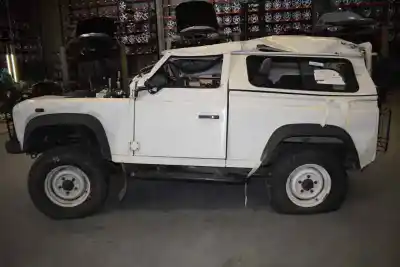 Vehicul casat land rover defender 2.4 td4 al anului 2009 alimentat 244dt