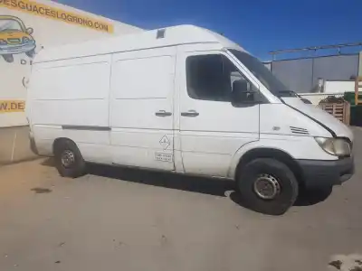 Hurda Aracı mercedes                                           sprinter 02.00 -> caja cerrada                                                                                                                                                                                                                             2.2 cdi cat                                                                                                                                                                                                                                                yılın 2004 güçlü 611981