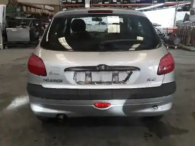 Здавання транспортного засобу peugeot                                            206 berlina                                                                                                                                                                                                                                                1.4                                                                                                                                                                                                                                                        року 2000 потужний kfx