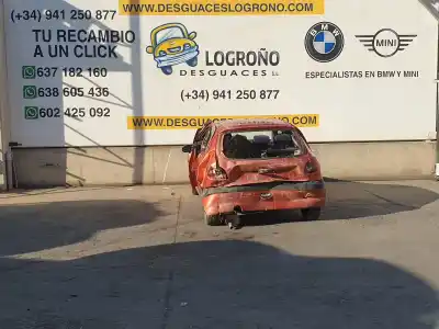 Véhicule à la ferraille peugeot                                            206 berlina                                                                                                                                                                                                                                                1.6                                                                                                                                                                                                                                                        de l'année 2000 alimenté nfz