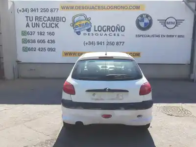 Veicolo di demolizione peugeot                                            206 berlina                                                                                                                                                                                                                                                1.6 16v                                                                                                                                                                                                                                                    dell'anno 2001 alimentato nfu