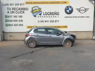 Veicolo di demolizione peugeot 208 1.2 12v vti dell'anno 2019 alimentato hm05