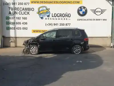 Veicolo di demolizione volkswagen touran 1.6 tdi dell'anno 2017 alimentato dgda