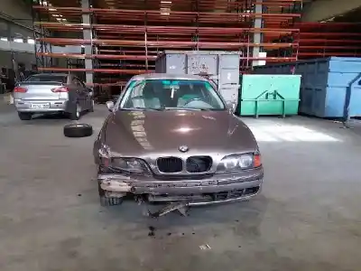 Veículo de Sucata bmw 5 (e39) 525 tds do ano 1998 alimentado 256t1