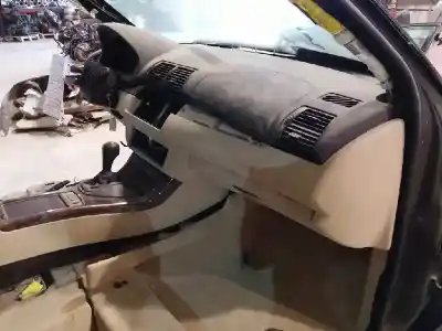 Scrapping Vehicle bmw x5 3.0 24v of the year 2003 powered 306s3