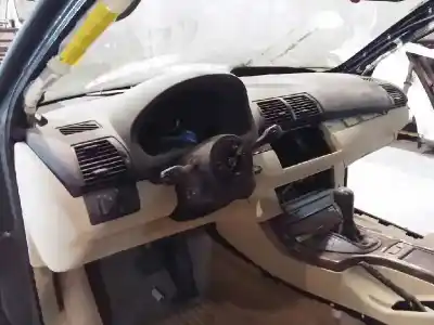 Scrapping Vehicle bmw x5 3.0 24v of the year 2003 powered 306s3