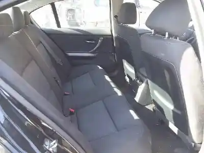 Vehicul casat bmw serie 3 berlina (e90) 320d al anului 2007 alimentat 204d4