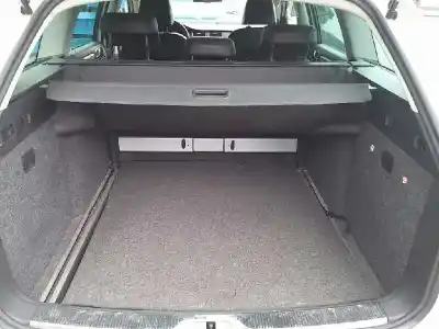 Veículo de Sucata skoda superb combi 2.0 tdi dpf do ano 2011 alimentado cffb