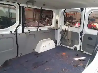 Scrapping Vehicle renault trafic combi (ab 4.01) 1.9 diesel of the year 2011 powered m9r786