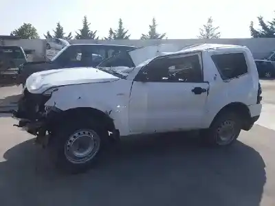 Здавання транспортного засобу mitsubishi montero (v60/v70) 3.2 di-d all-four року 2010 потужний 4m41