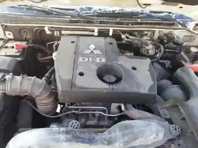 Здавання транспортного засобу mitsubishi montero (v60/v70) 3.2 di-d all-four року 2010 потужний 4m41