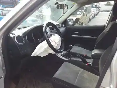 Scrapping Vehicle suzuki grand vitara ii (jt, te, td) 1.9 ddis a las 4 ruedas (jt419, td44, jb419wd, jb419xd) of the year 2009 powered f9q