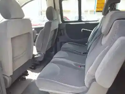 Véhicule à la ferraille fiat scudo combi 2.0 16v jtdm de l'année 2014 alimenté rh02