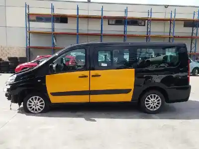 Véhicule à la ferraille fiat scudo combi 2.0 16v jtdm de l'année 2014 alimenté rh02