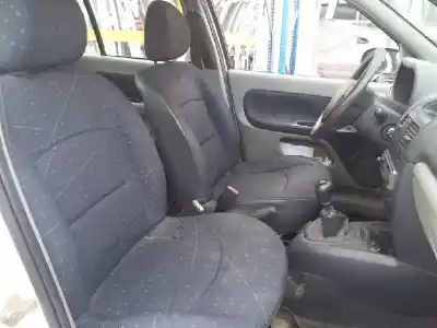 Veículo de Sucata renault clio ii (bb_, cb_) 1.5 dci (b/cb08) do ano 2001 alimentado k9k702