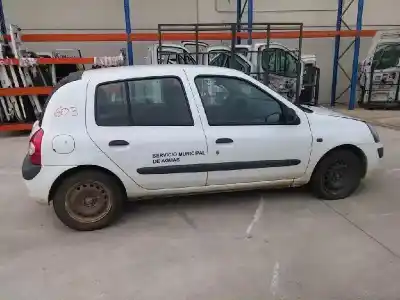 Veículo de Sucata renault clio ii (bb_, cb_) 1.5 dci (b/cb08) do ano 2001 alimentado k9k702