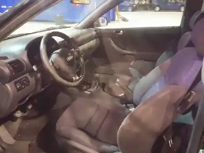 Здавання транспортного засобу audi a3 (8l) 1.8 ambiente року 1996 потужний agn