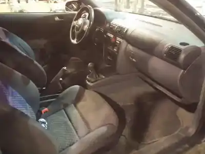 Здавання транспортного засобу audi a3 (8l1) 1.8 року 1996 потужний agn