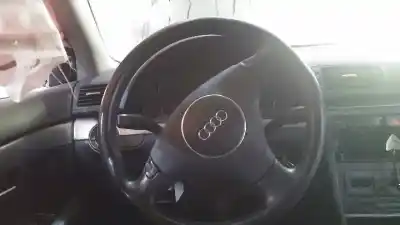 Scrapping Vehicle audi a4 b6 (8e2) 1.9 tdi of the year 2000 powered avf