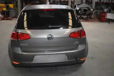 Veículo de Sucata volkswagen golf vii lim. 1.2 tsi do ano 2013 alimentado cjzb