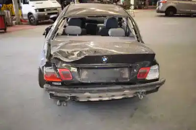 Verschrottungsfahrzeug bmw                                                3 coupé (e46)                                                                                                                                                                                                                                              330 cd                                                                                                                                                                                                                                                     des jahres 2003 angetrieben 306d2