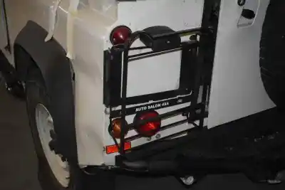 Veículo de Sucata land rover defender (ld) 2.4 td4 do ano 2009 alimentado 244dt