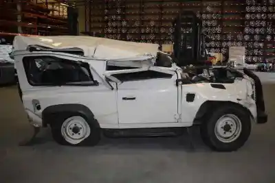 Veículo de Sucata land rover defender (ld) 2.4 td4 do ano 2009 alimentado 244dt
