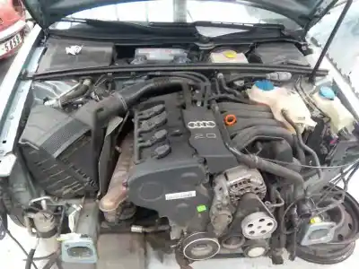 Здавання транспортного засобу audi a4 b7 (8ec) 2.0 року 2006 потужний alt