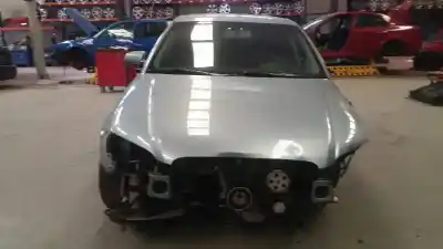 Здавання транспортного засобу audi a4 b7 (8ec) 2.0 року 2006 потужний alt